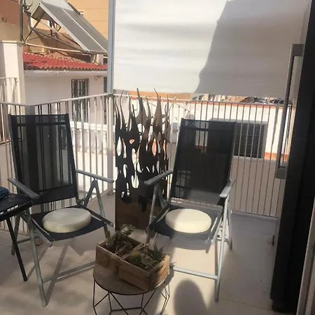 Beautiful Five Bedroom Three Bathroom Entire Villa Málaga