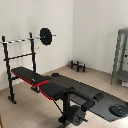 Beautiful Five Bedroom Three Bathroom Entire Málaga