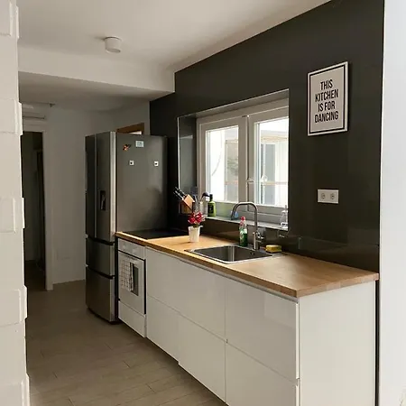 Beautiful Five Bedroom Three Bathroom Entire * Málaga
