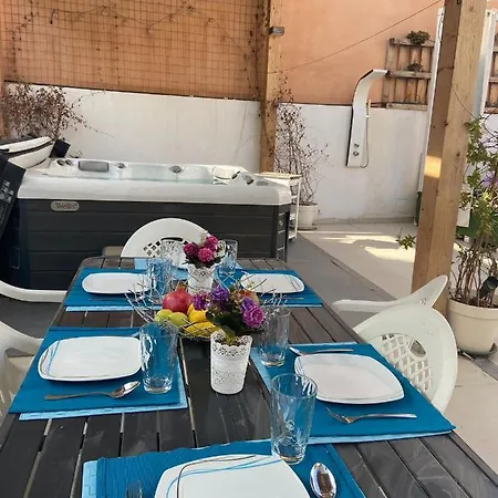 Villa Beautiful Five Bedroom Three Bathroom Entire Málaga