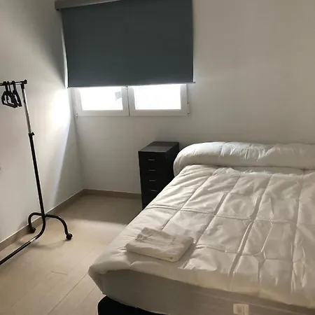 Beautiful Five Bedroom Three Bathroom Entire Villa Málaga