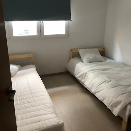 Beautiful Five Bedroom Three Bathroom Entire Málaga